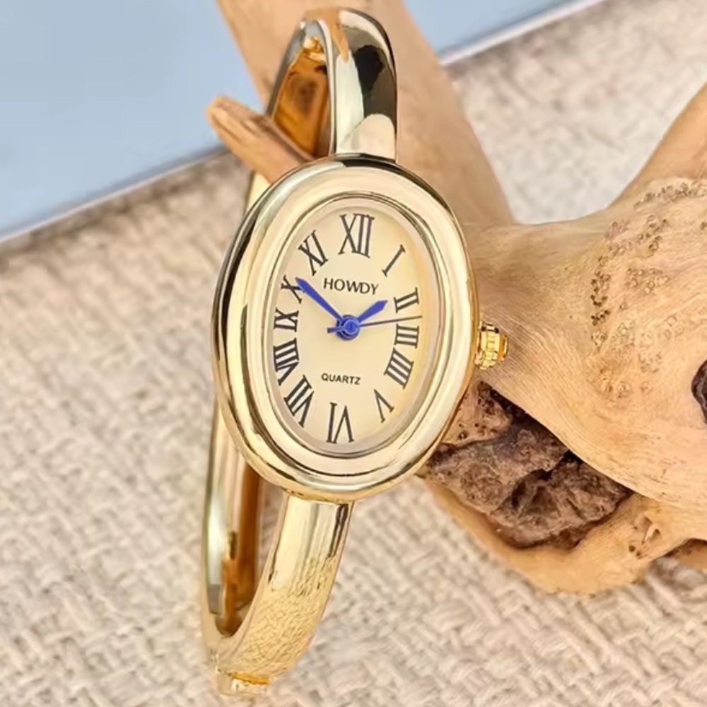 Baignoire Vintage Gold Oval Bracelet Watch - Picture 12 of 17